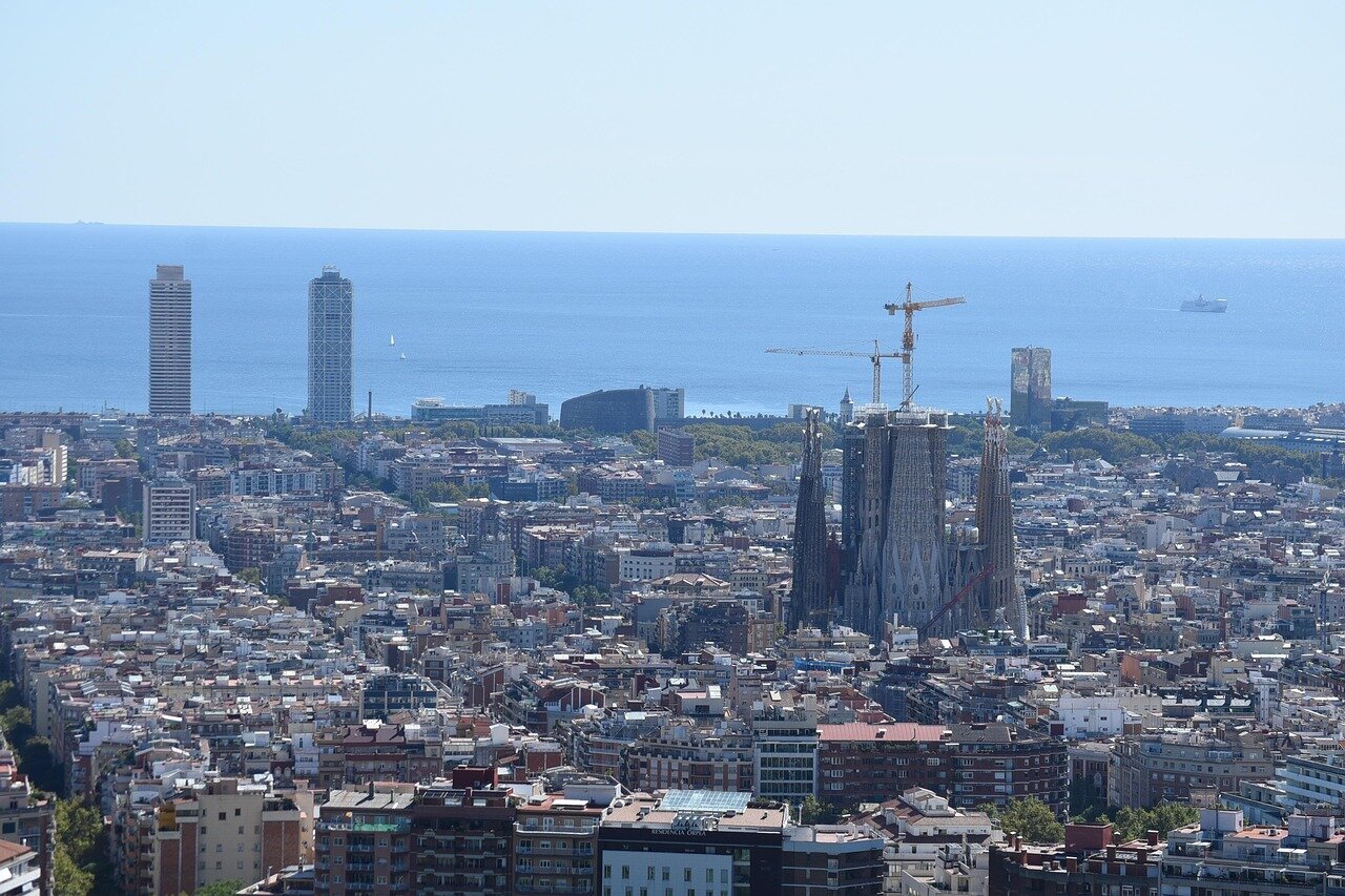 The Circuit de BarcelonaCatalunya is bustling with activity as fans gather to witness the intense rivalry between Russell and Antonelli unfold on the track