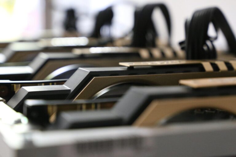 インテルの幹部が記者会見でNvidiaのRTX Spark CPUによる競争を歓迎する姿勢を示している。