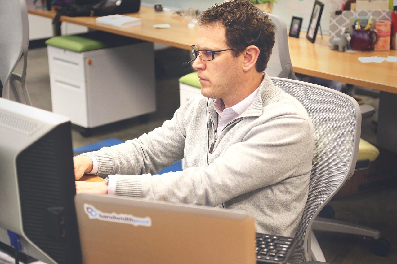 A government official discussing policies aimed at promoting safe ewaste disposal and recycling practices